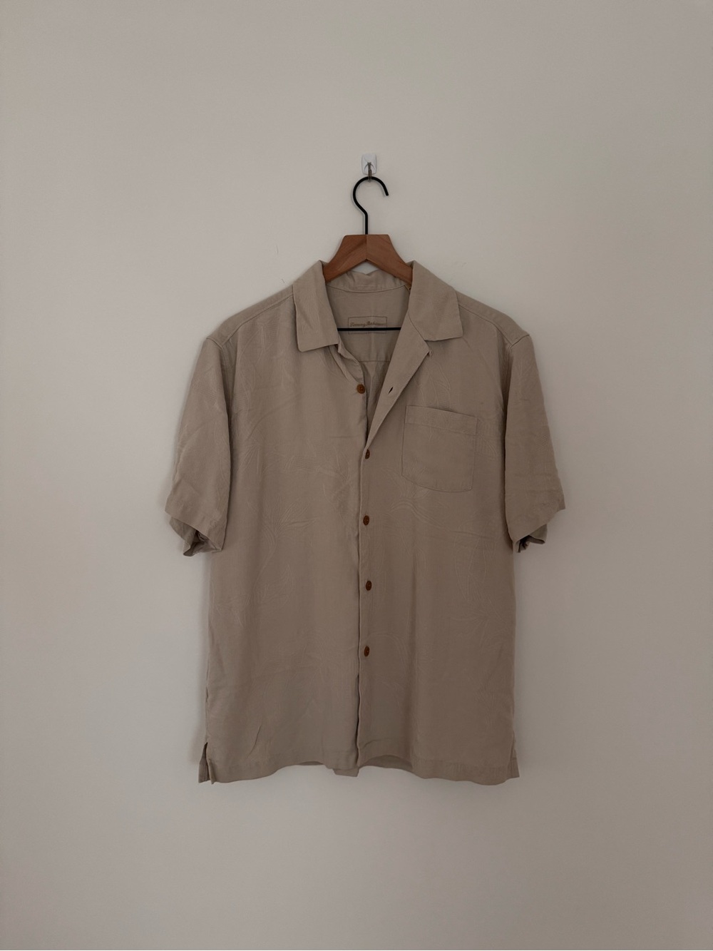 Tommy Bahamas 100% Silk Men's Short-Sleeve Button Down Size M